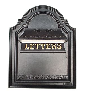 Letterbox Bourdon