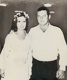 Moshe Weinberg with wife 1971