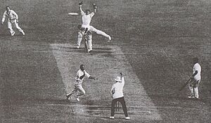 Sid Barnes traps Armanath, MCG, February 1948