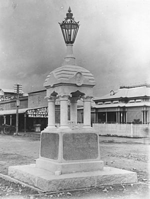 StateLibQld 1 101760 Memorial to Dr. E. A. Koch in Cairns, ca. 1903