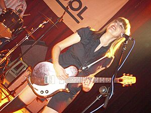 The Muffs - Kim Shattuck - Madrid 2009