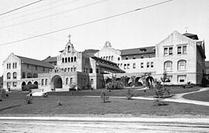View of front facade of the Immaculate Heart College, a Catholic girls school on Franklin Avenue at the head of Western Avenue, 1905 (CHS-5522) (cropped)