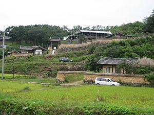 2007-Korea-Gyeongju-Yangdong Village-18