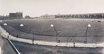 Bradford Greenfield Stadium c.1960.jpg