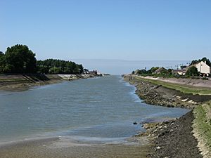 Chenal de Gravelines (l'Aa). - panoramio