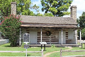 Columbus-tx2015-5(abram-alley(log-cabin)