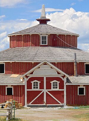 Doncaster Round Barn 06