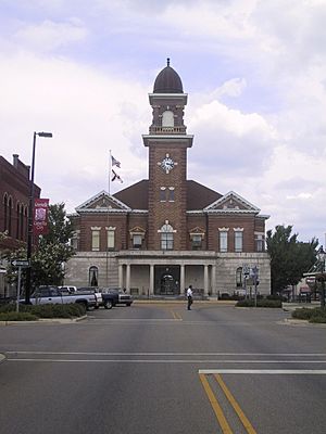 Butler County courthouse in Greenville