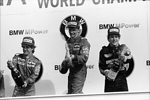 Het podium na de laatste Formule 1-race in Zandvoort, met Prost, Lauda en Senna, NL-HlmNHA 1478 25453 K 24