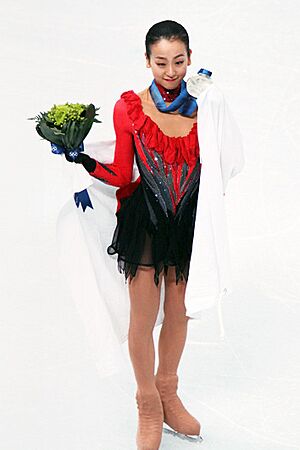 Mao Asada 2010 Olympic medal ceremony