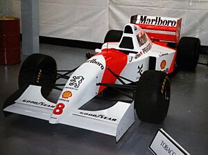 McLaren MP4-9 NEC Jan 1994 (51897426246).jpg