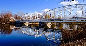 Minto Bridge, Ottawa (45125919514)