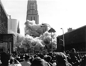 Muehlebach Implosion 1996