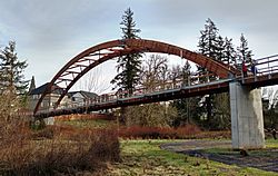 Orenco Woods Nature Park Feb 2017 bridge close - Hillsboro, Oregon.jpg