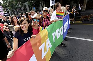 Parada Ponosa Beograd 2017, Biljana Srbljanović i Jelena Karleuša