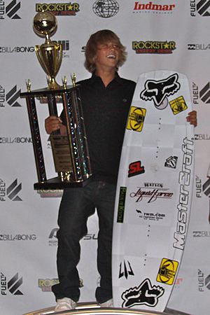 Paulie wins 2010 World Championship.jpg