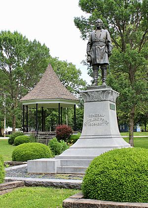 Statue of Sterling Price, Keytesville, Missouri