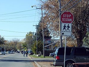 Stop sign in Kahnawake.jpg