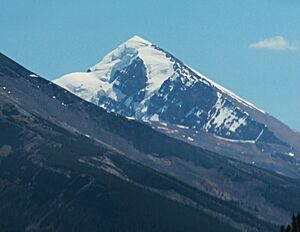 Sunwapta Peak from Icefields Parkway