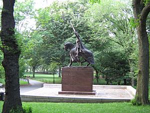 The Wladyslaw Jagiello monument in NYC 9