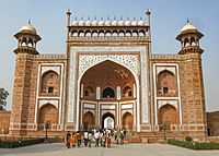 The main gateway (darwaza) to the Taj Mahal