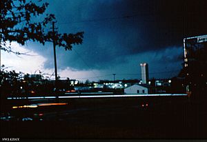 1989 Huntsville Wall cloud 1