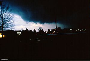 1989 Huntsville Wall cloud 2