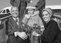 Annie and John Glenn 1965 in Schiphol