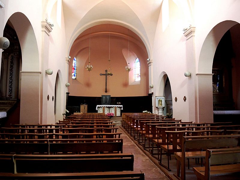 Ardoix église intérieur