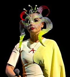 Bjork RAH210916-4 (cropped)
