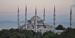 Blue Mosque (The Sultan Ahmed Mosque) (8396648956) cropped
