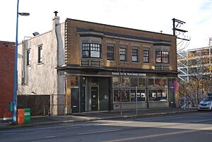 Coronation Block, North Van 02