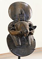 F2241 Louvre Amon belier 25 dynastie E33072 rwk
