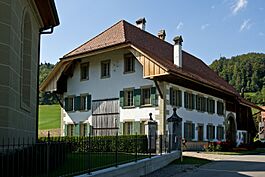 Heimiswil village rectory and prebendary barn