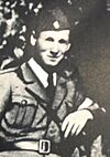Jazep Sažyč - Язэп Сажыч і Барыс Рагуля (cropped).jpg