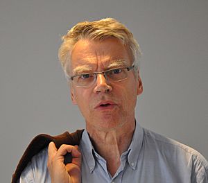 Jonas Hallberg 2011 02.jpg