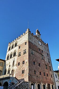 Palazzo Pretorio, Prato, Toscana, Italia 02