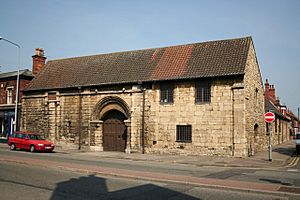 St.Mary's Guildhall - geograph.org.uk - 191510.jpg