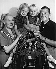 Alice Faye Phil Harris and daughters 1948