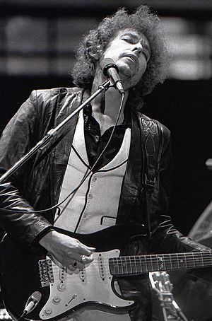 Bob Dylan 1978 (cropped).jpg