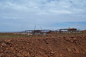 Cloudbreak Mine - Pilbara WA-2008.jpg