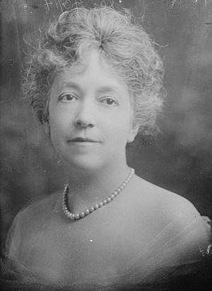 Elsie de Wolfe, 1914 March 3.jpg