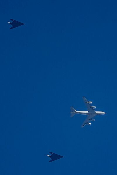 F-117s tailing a KC-135