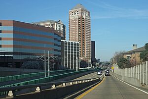 Forest Park Parkway and Downtown Clayton, looking eastward