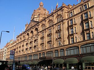 Harrods (London).jpg