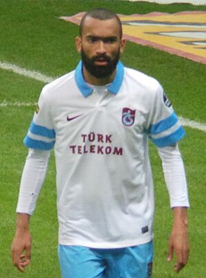 José Bosingwa'13 (cropped).JPG