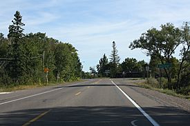 Community of Kearsarge along U.S. Route 41