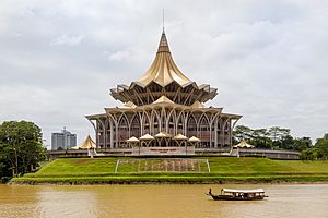 Kuching Sarawak Dewan-Undangan-Negeri-Sarawak-01