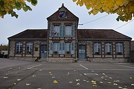The town hall in Mesnil-Sellières