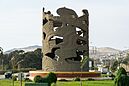 Monumento "Alegoria a la Pesca", Chimbote. 02.jpg